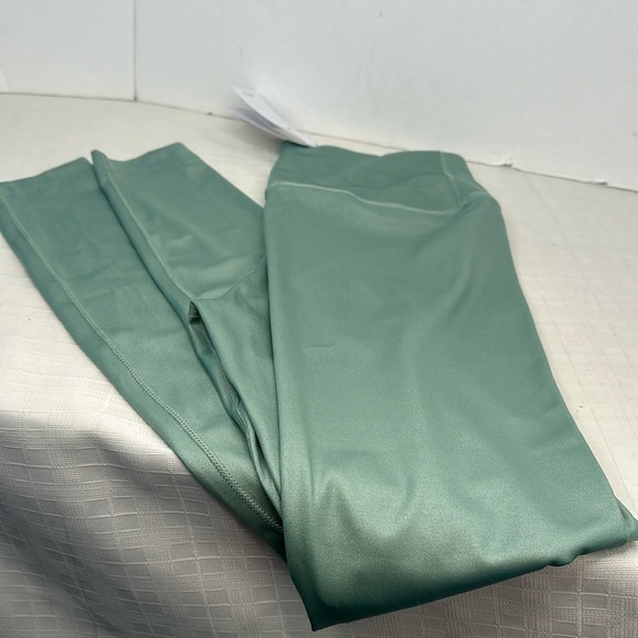 Nike Women's Dri-FIT Mid-Rise Tights NWT - Picture 2 of 10